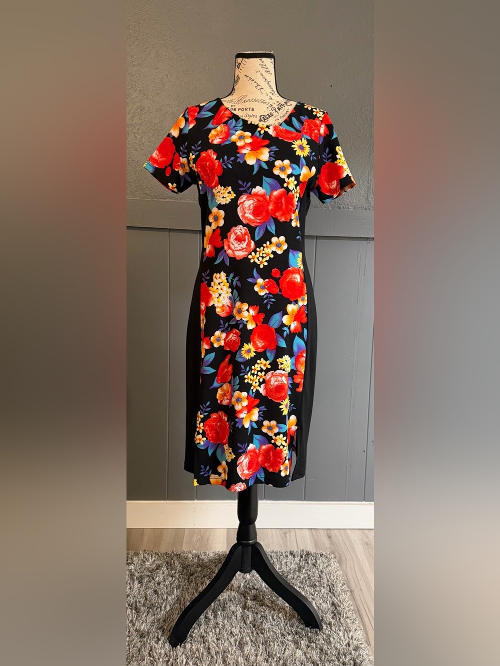Papillon Blanc Black Midi Dress with Red & Yellow Floral Print